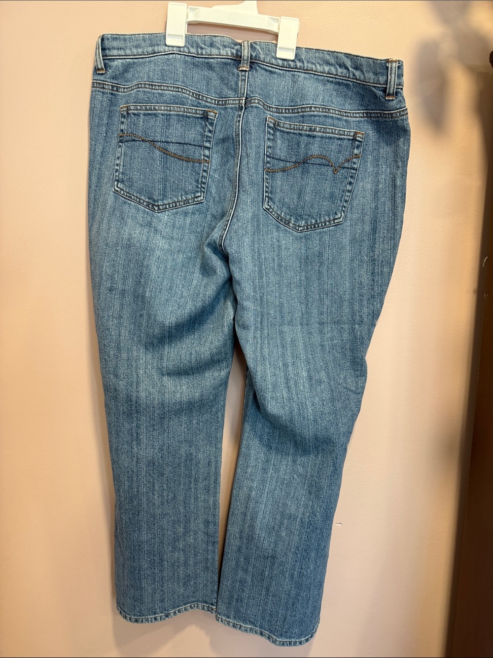 Venezia Women's Boot-Cut Jeans 20P - Picture 3 of 4